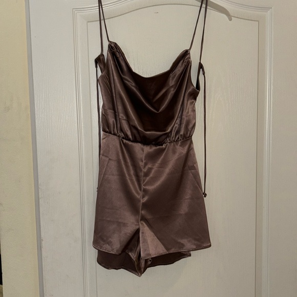 Pants - Open back satin romper with tags